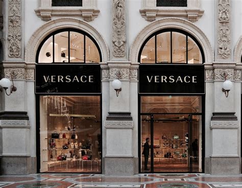 negozio versace reggio emilia|Punti vendita e negozi Versace a Reggio Emilia .